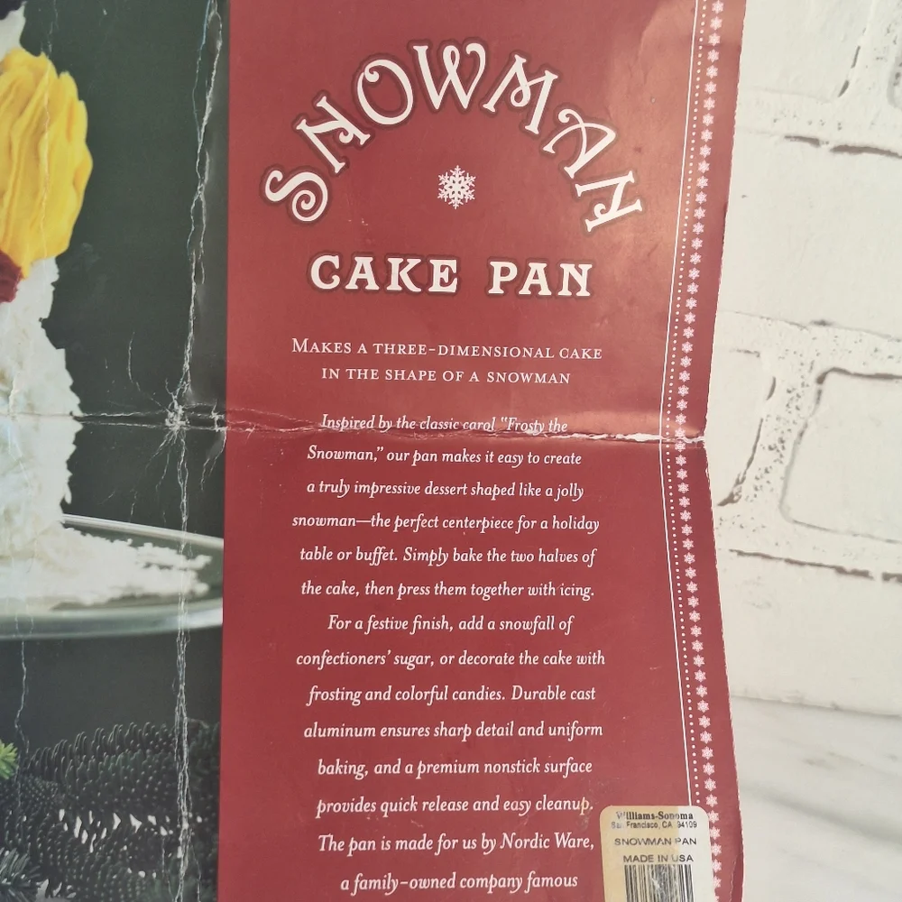Williams-Sonoma 3D Snowman Cake Pan